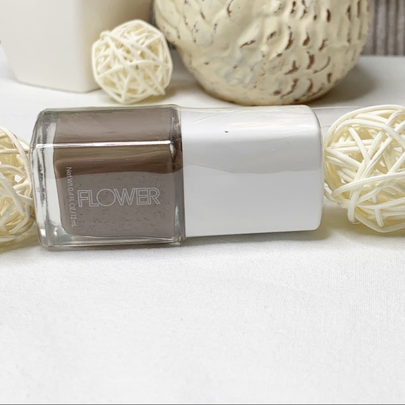 ✨HP✨Flower Beauty 3pc Lip Butter Beauty Gift Set - Picture 14 of 16